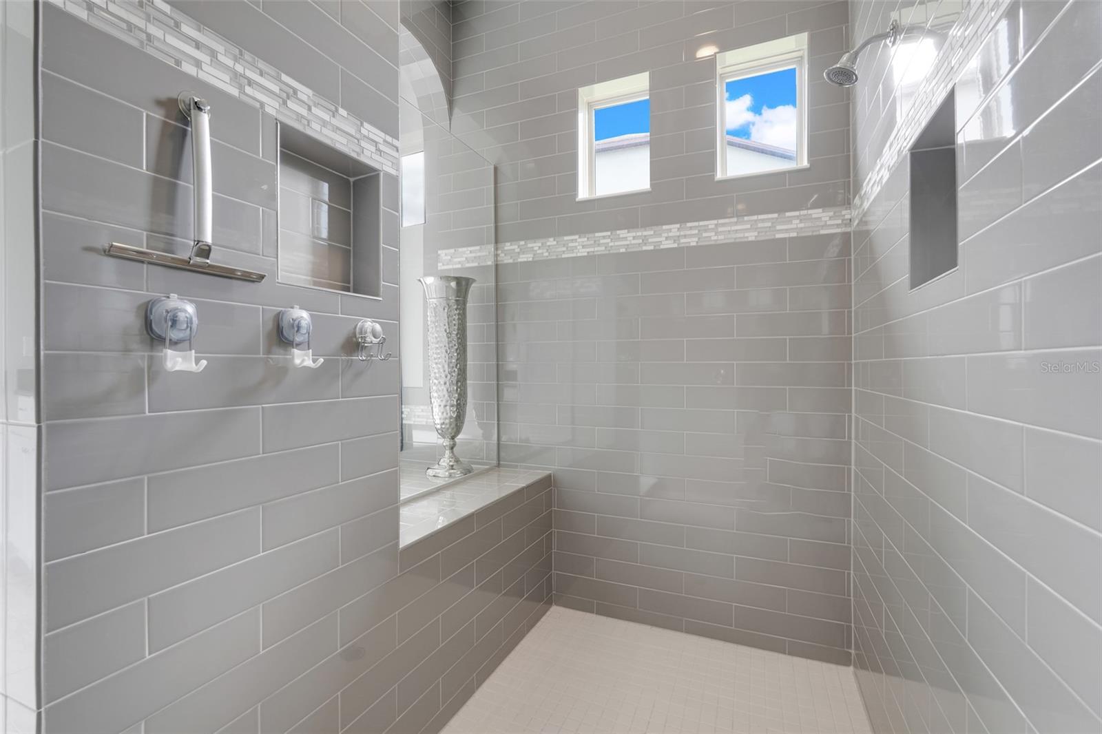 Image 26 of 42 For 4205 Bugle Street