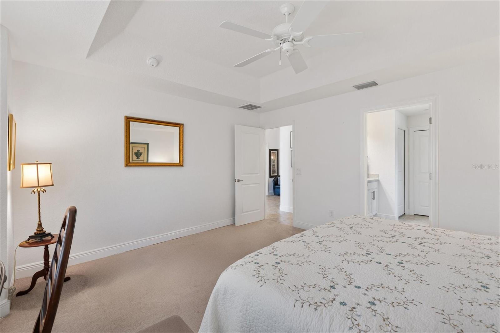 Image 21 of 41 For 10404 Silver Maple Avenue