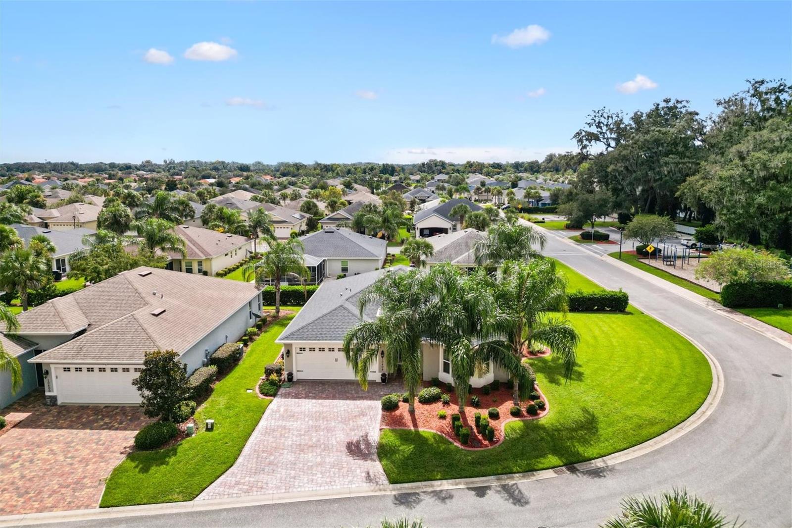 Image 33 of 41 For 10404 Silver Maple Avenue