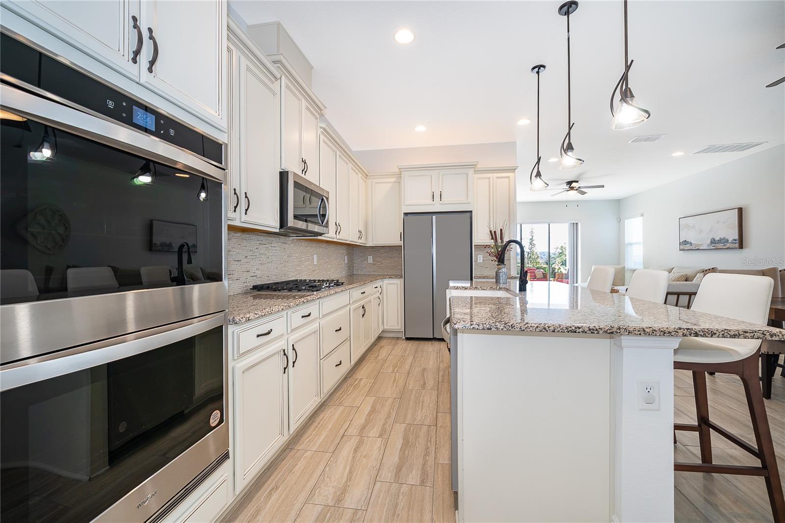 Image 13 of 40 For 15727 Vetta Drive