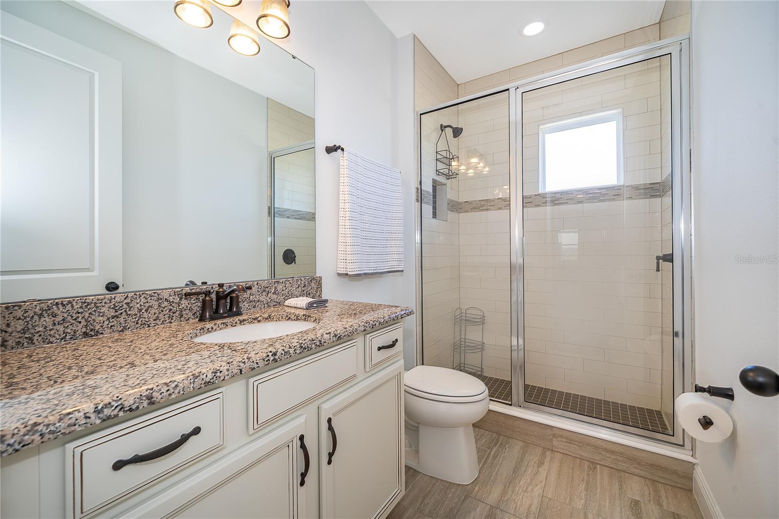 Image 16 of 40 For 15727 Vetta Drive