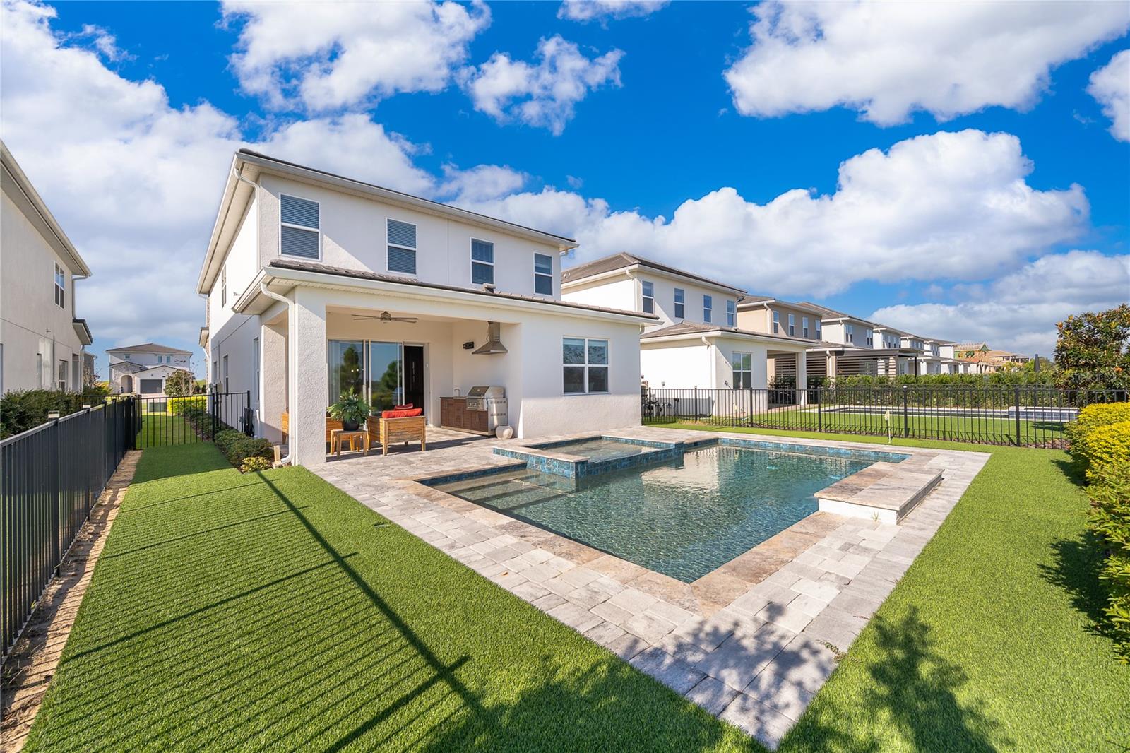 Image 2 of 40 For 15727 Vetta Drive