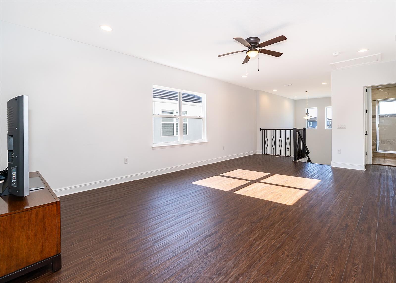 Image 22 of 40 For 15727 Vetta Drive