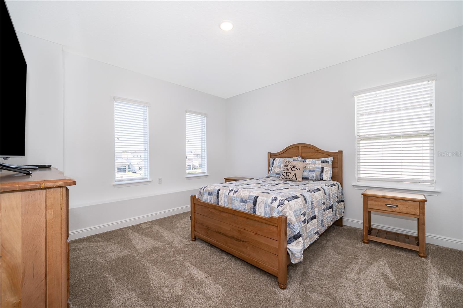 Image 26 of 40 For 15727 Vetta Drive