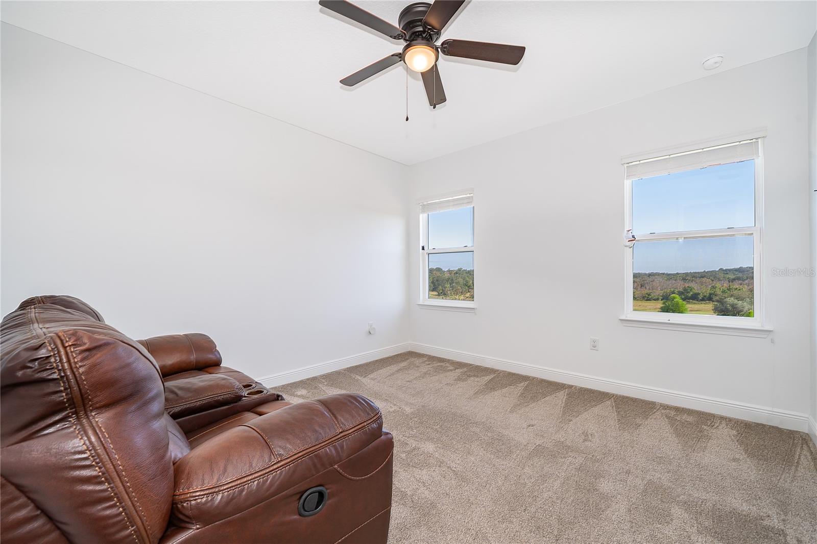 Image 27 of 40 For 15727 Vetta Drive