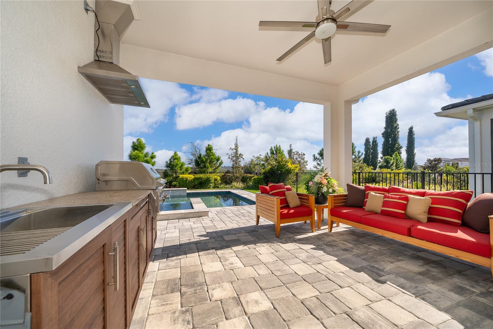 Image 31 of 40 For 15727 Vetta Drive