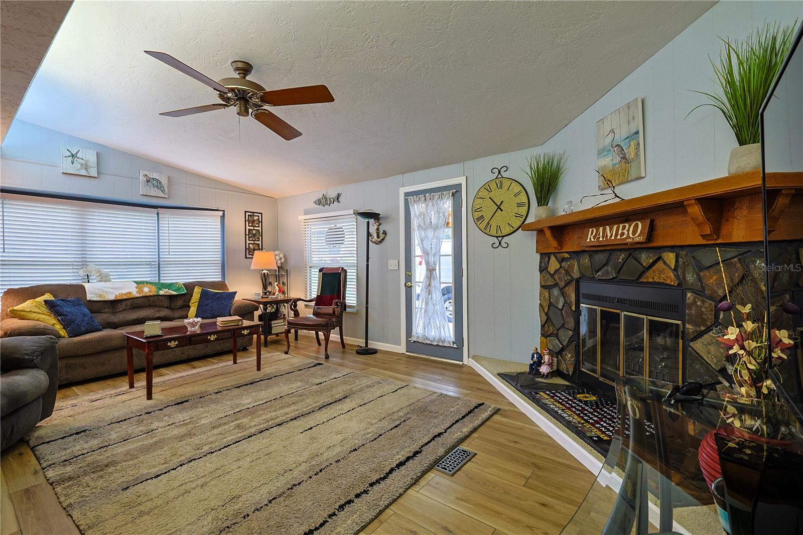 Image 11 of 49 For 10262 Pike Drive