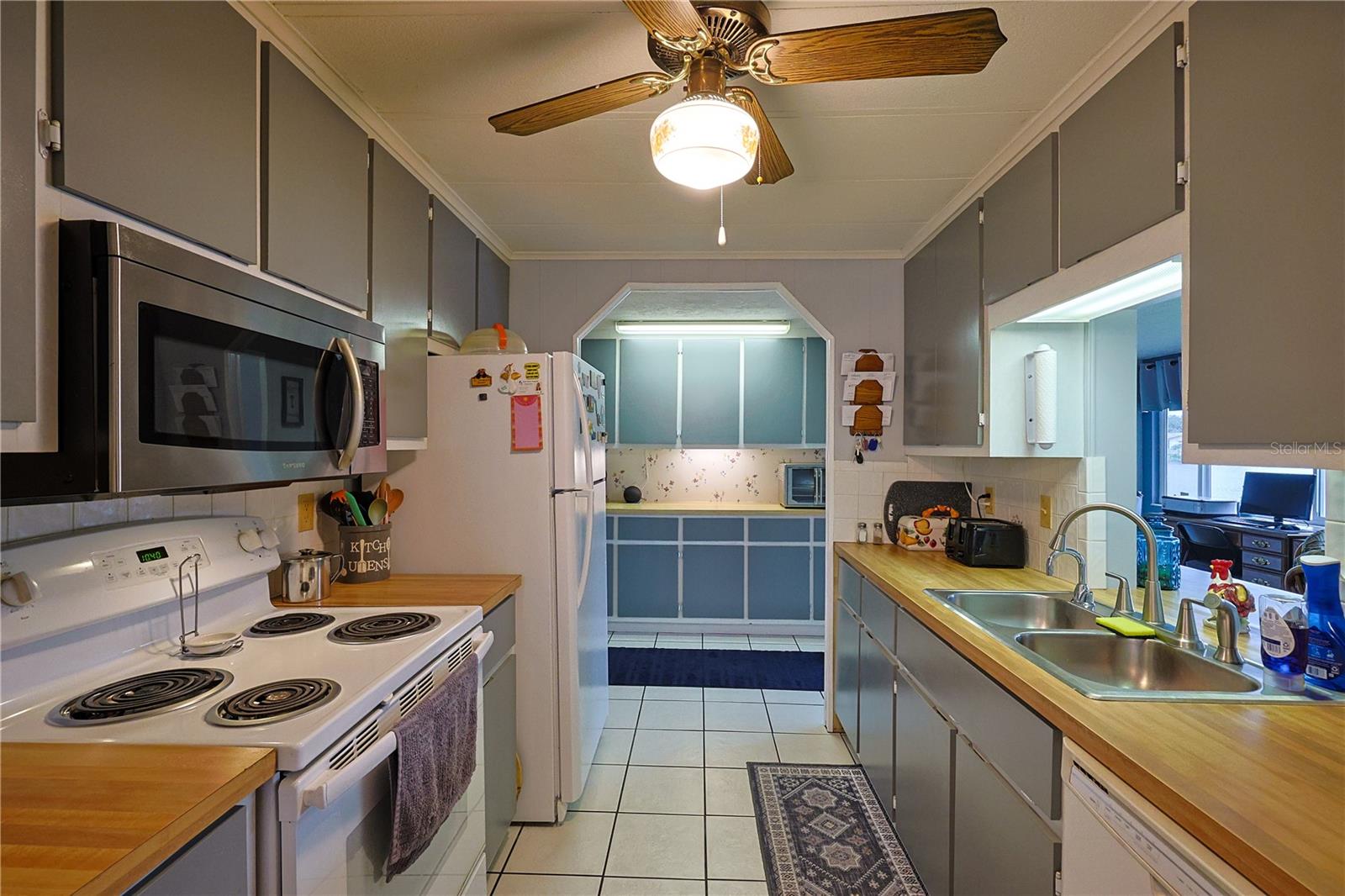 Image 14 of 49 For 10262 Pike Drive