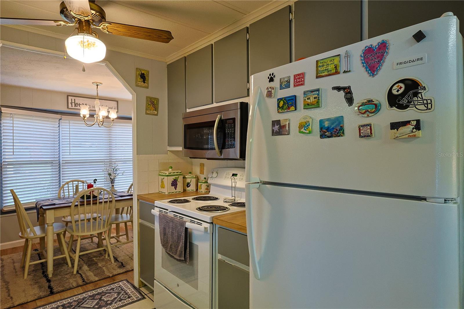 Image 16 of 49 For 10262 Pike Drive