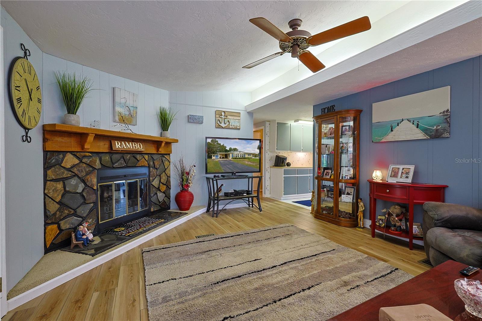 Image 8 of 49 For 10262 Pike Drive