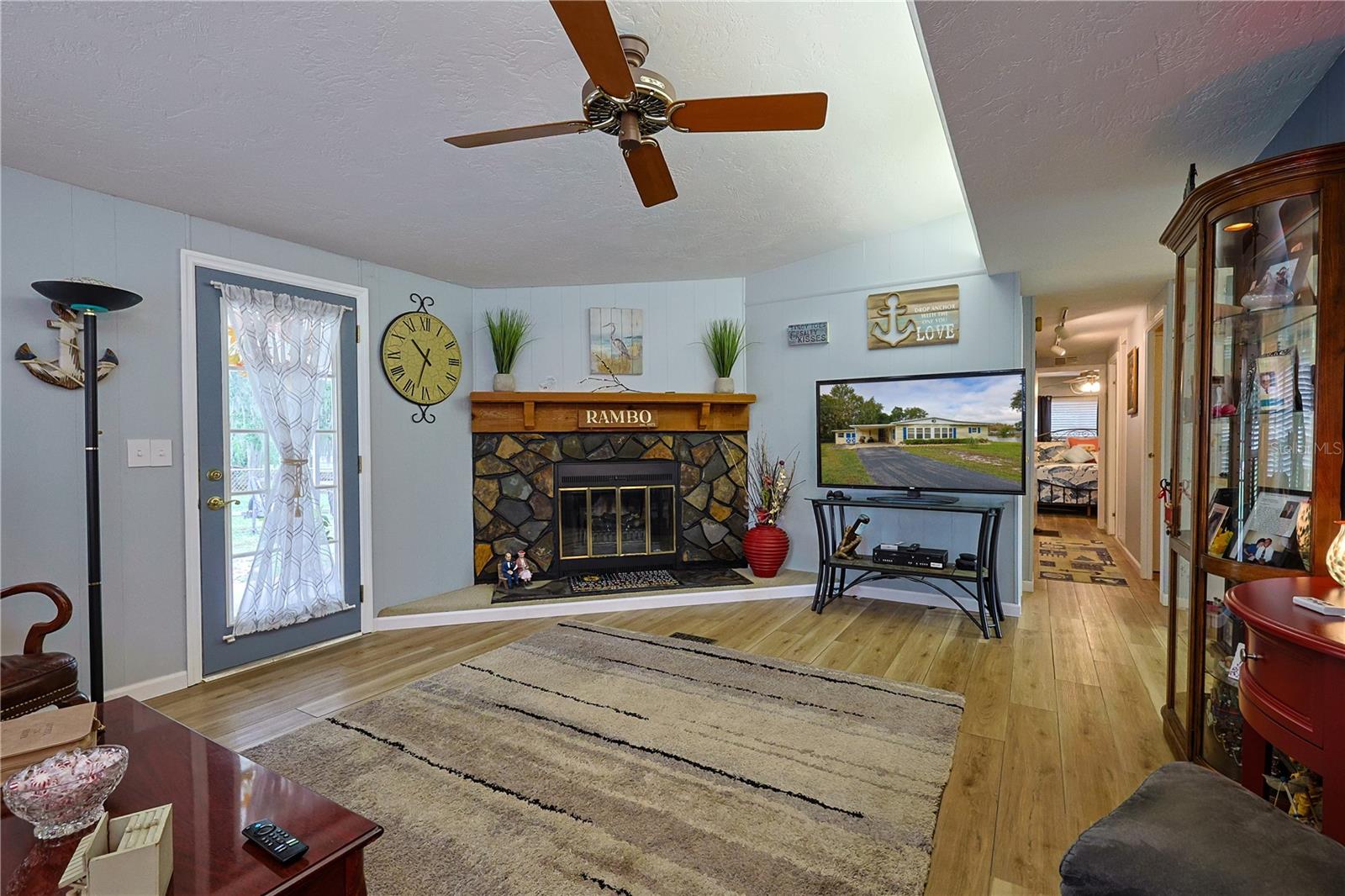 Image 9 of 49 For 10262 Pike Drive