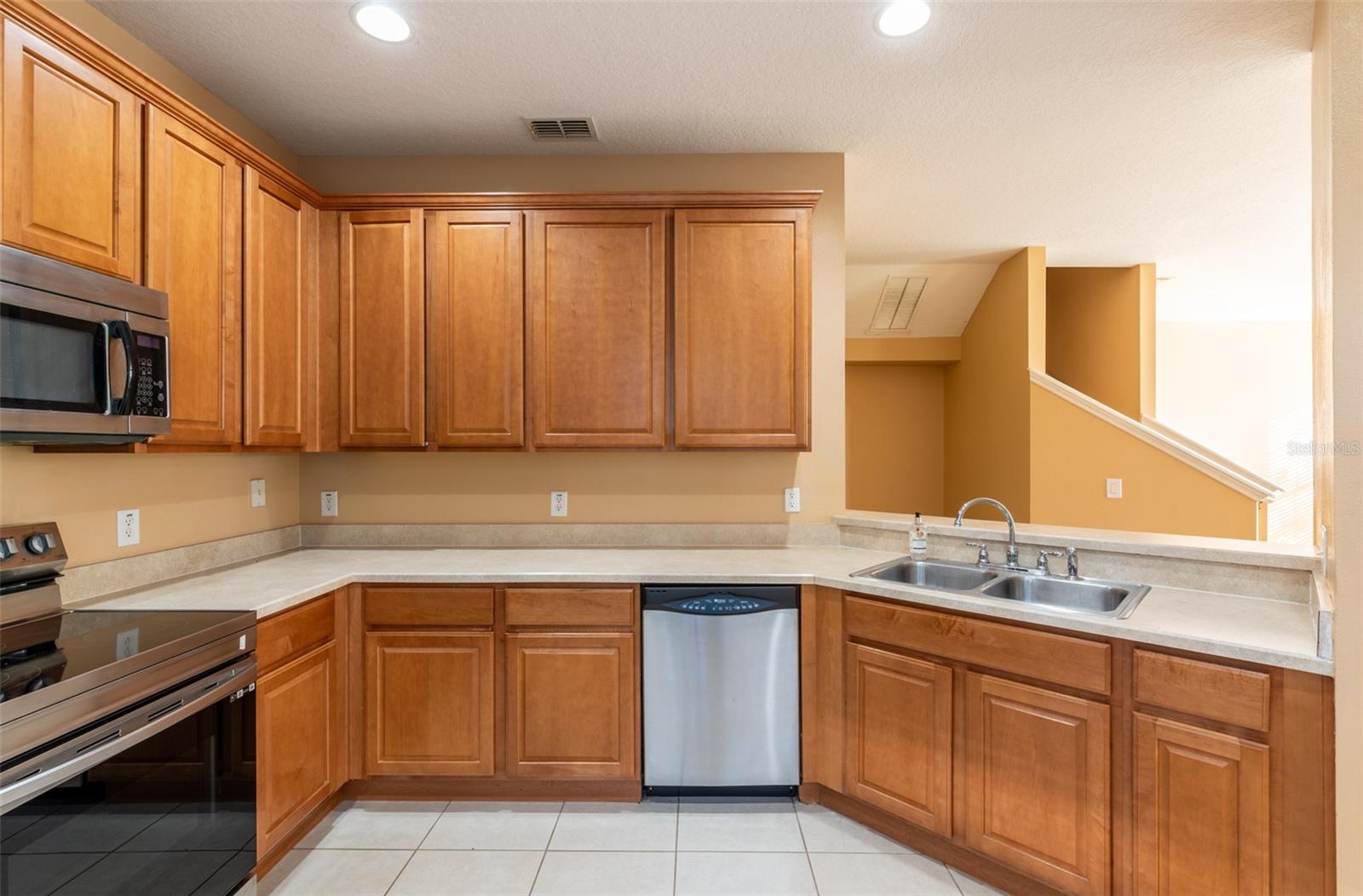 Image 10 of 44 For 430 Ashley Brooke Court B