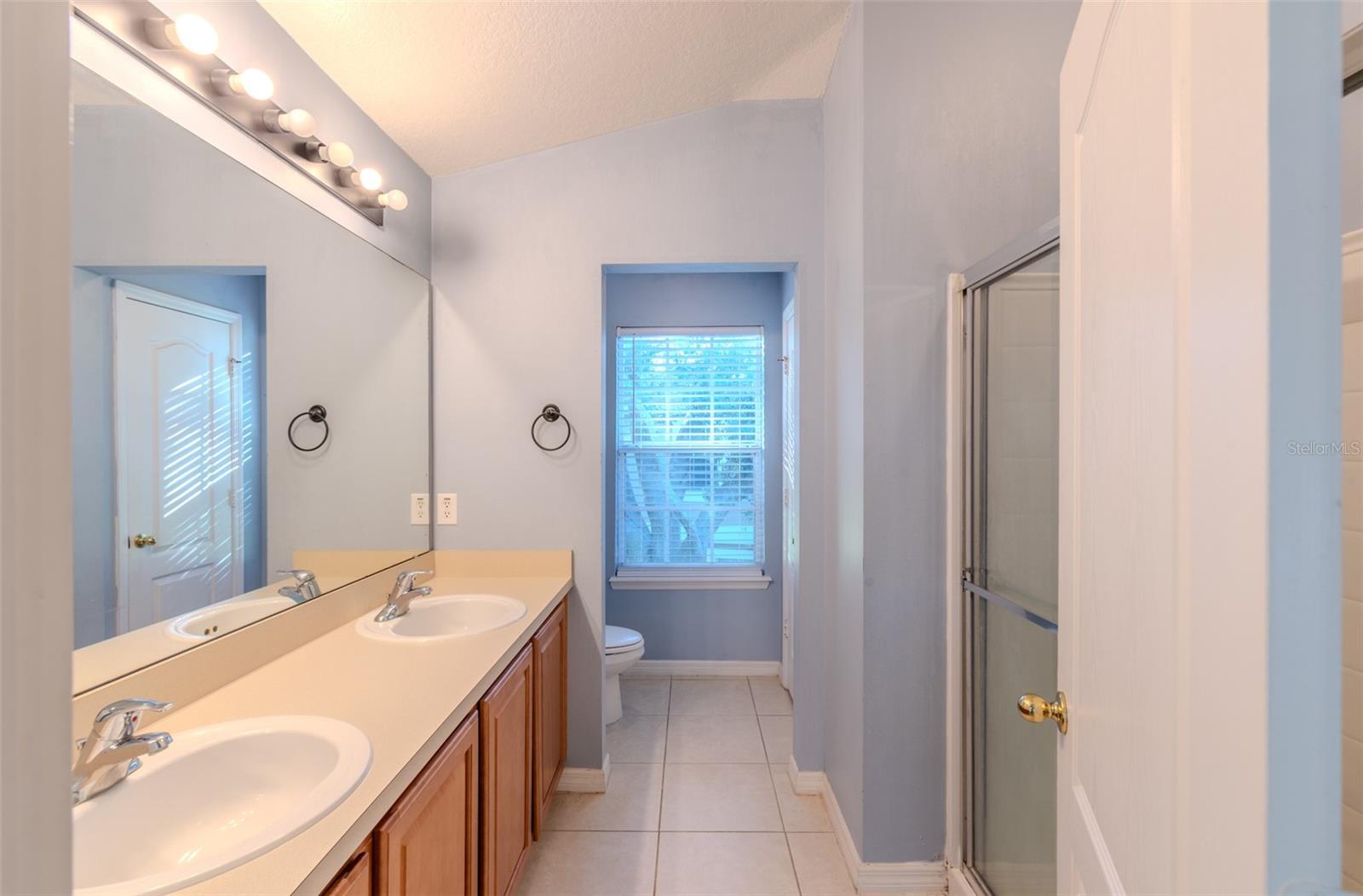 Image 26 of 44 For 430 Ashley Brooke Court B