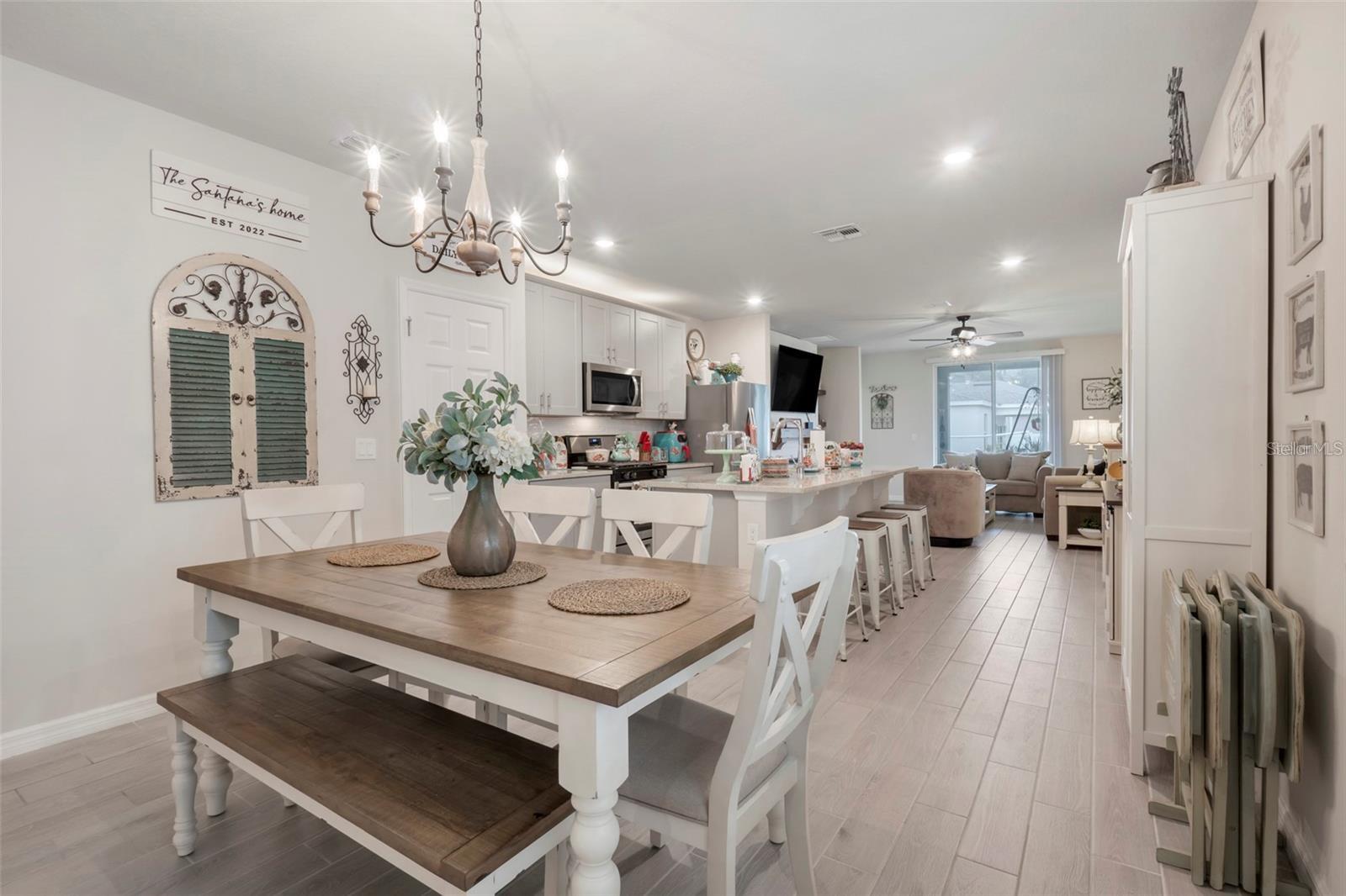 Image 6 of 10 For 3328 Curlew Avenue