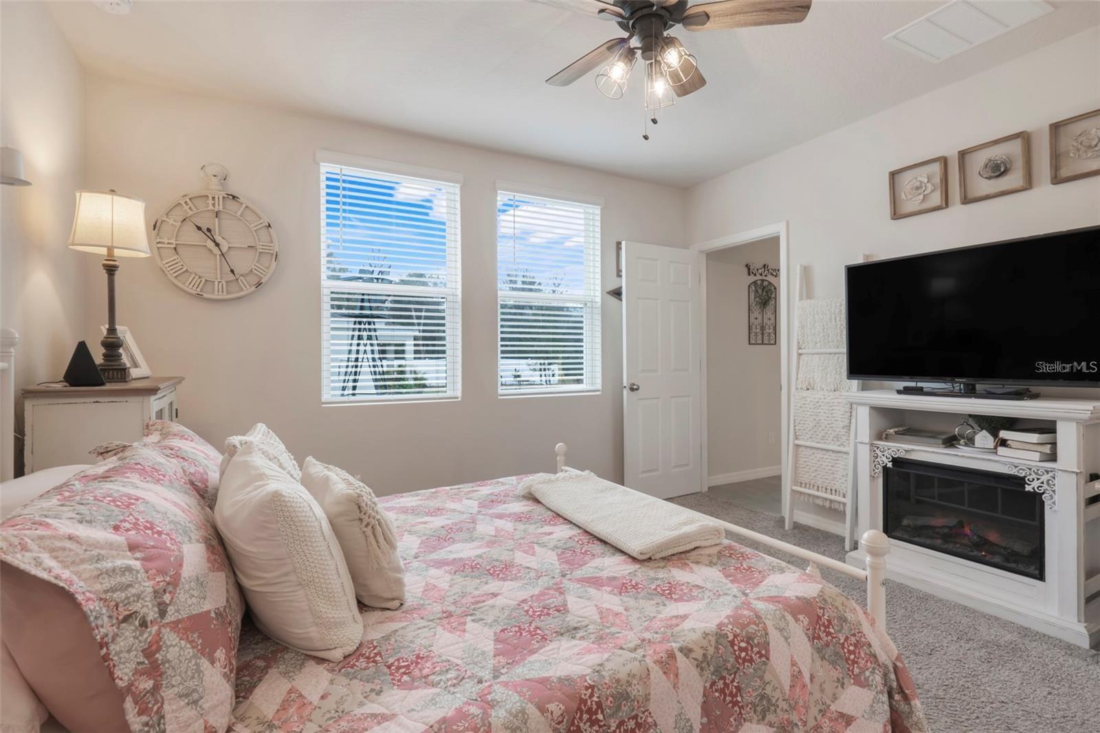 Image 8 of 10 For 3328 Curlew Avenue