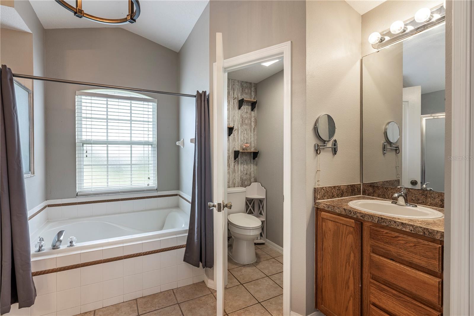 Image 27 of 47 For 114 Wingfield Drive