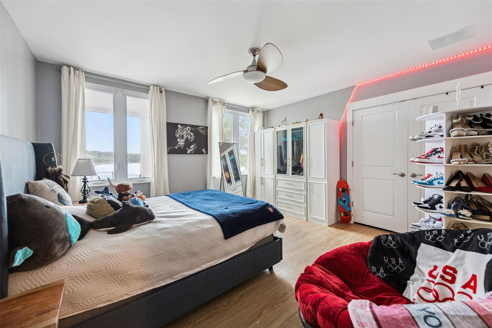 Image 29 of 63 For 16909 Florence View Drive