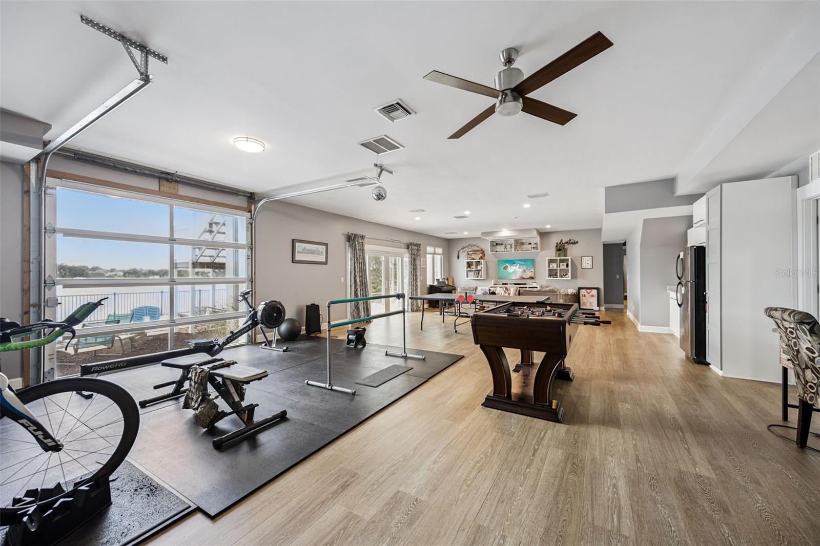 Image 30 of 63 For 16909 Florence View Drive