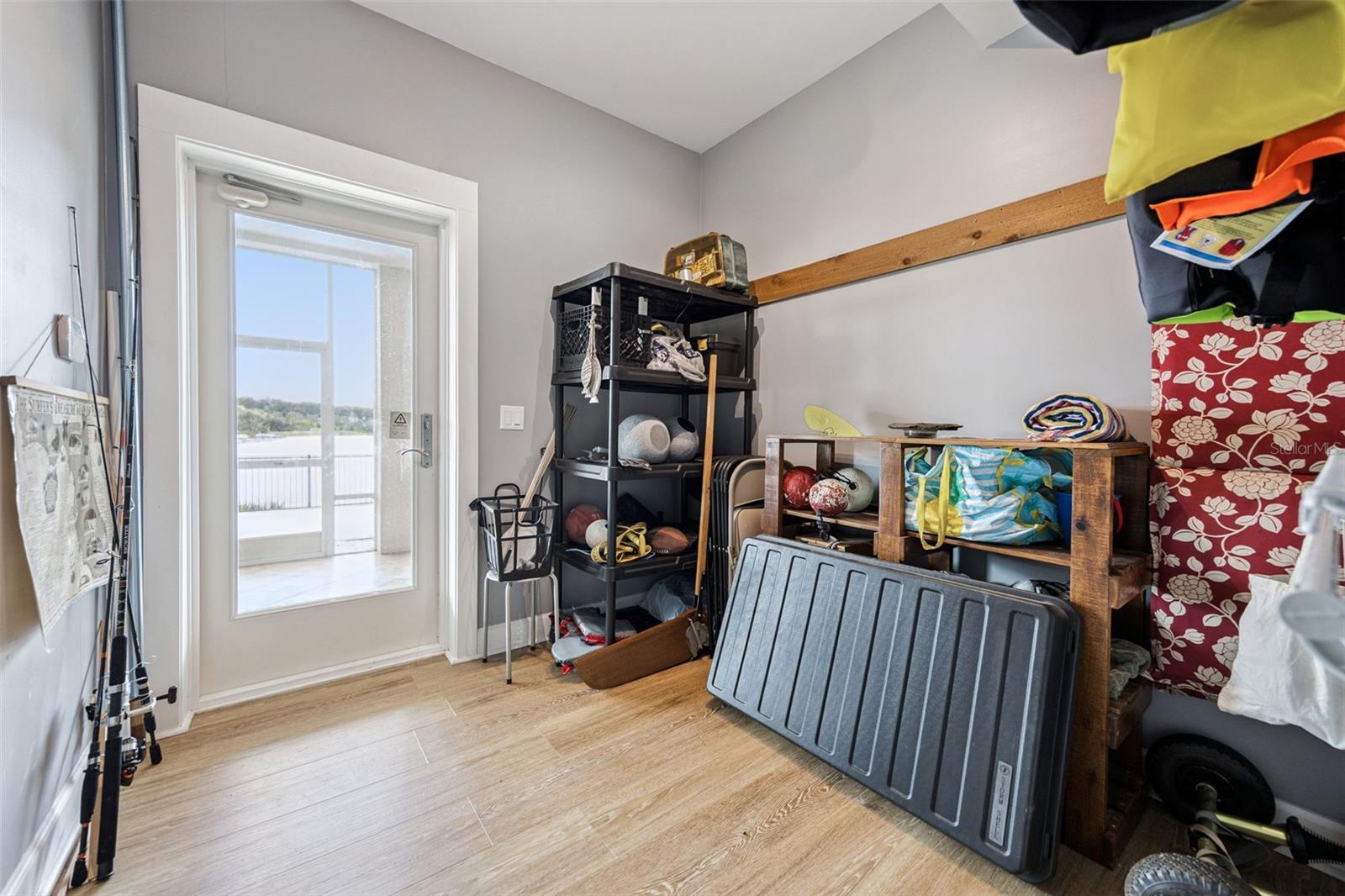 Image 36 of 63 For 16909 Florence View Drive