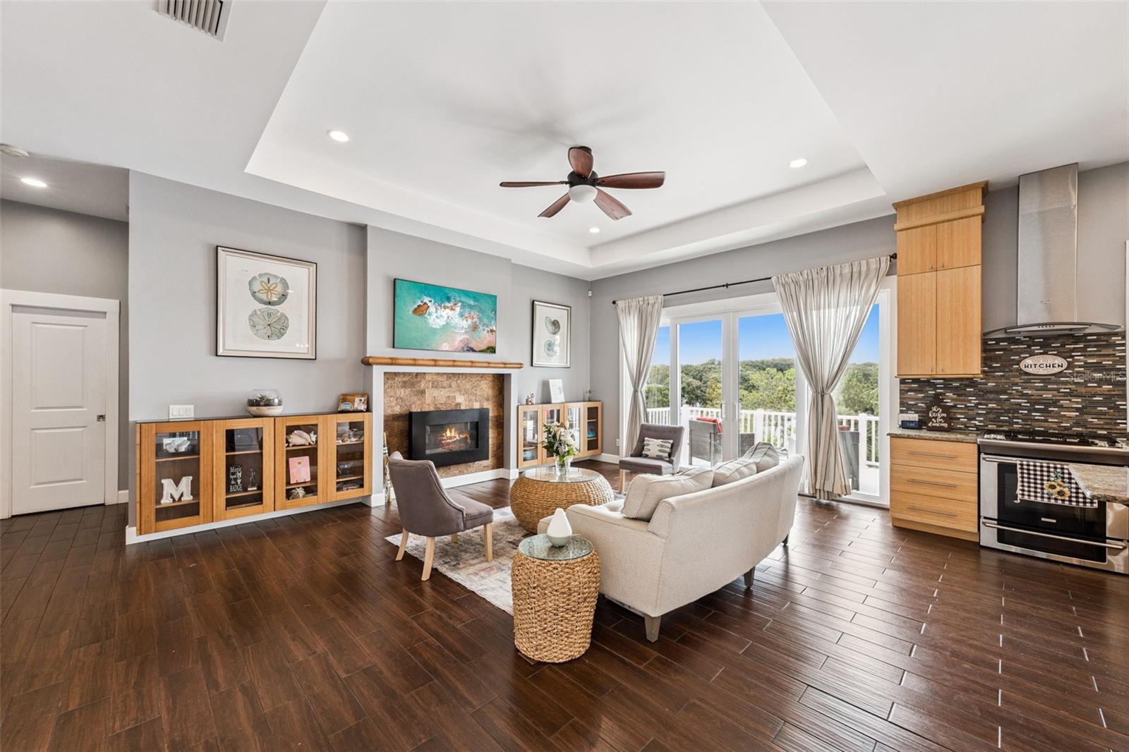 Image 4 of 63 For 16909 Florence View Drive