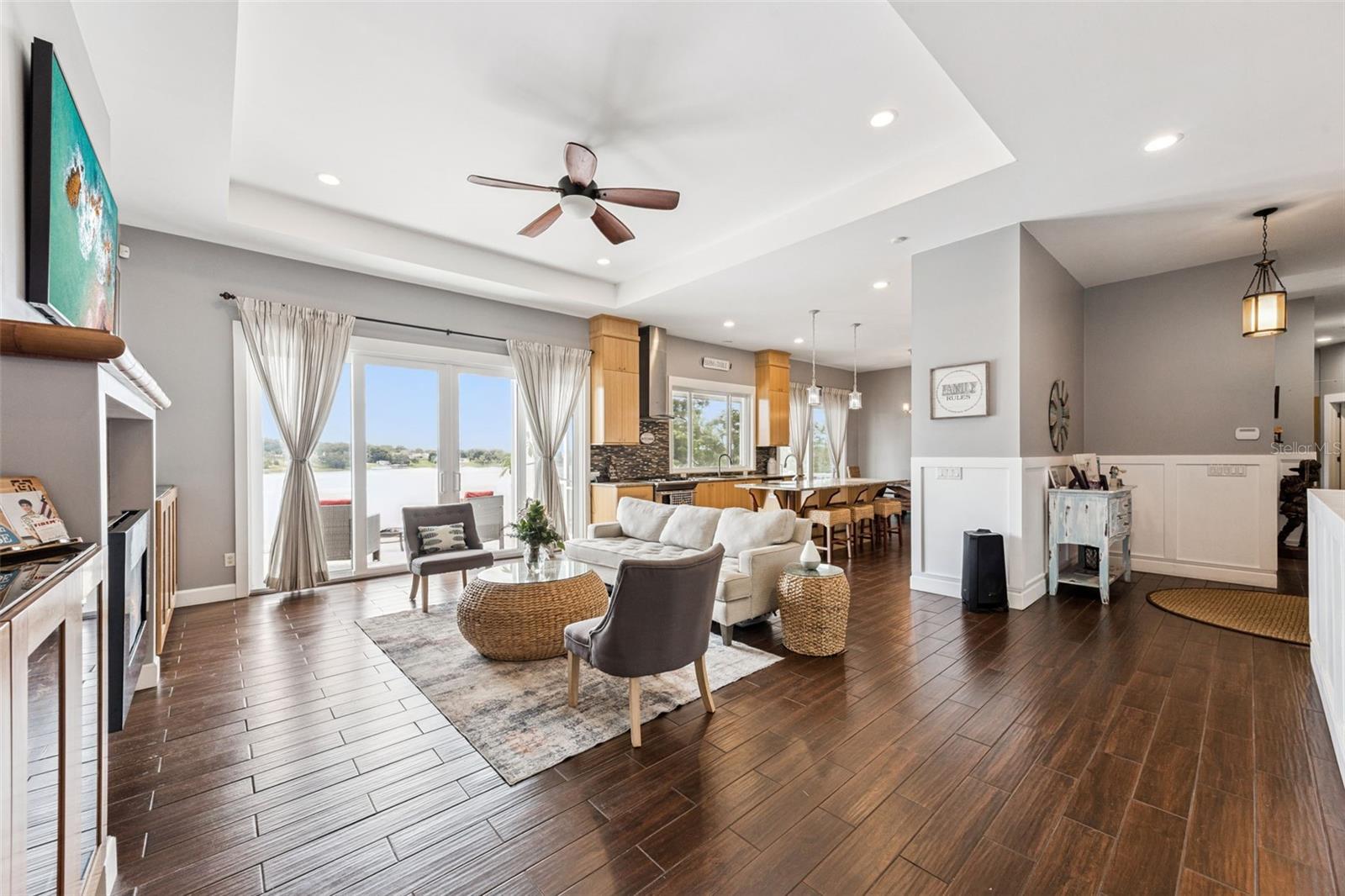 Image 5 of 63 For 16909 Florence View Drive