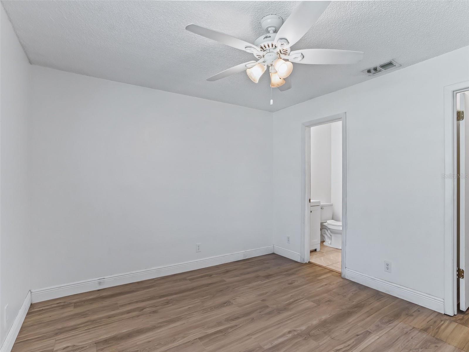 Image 15 of 28 For 2620 43rd Place