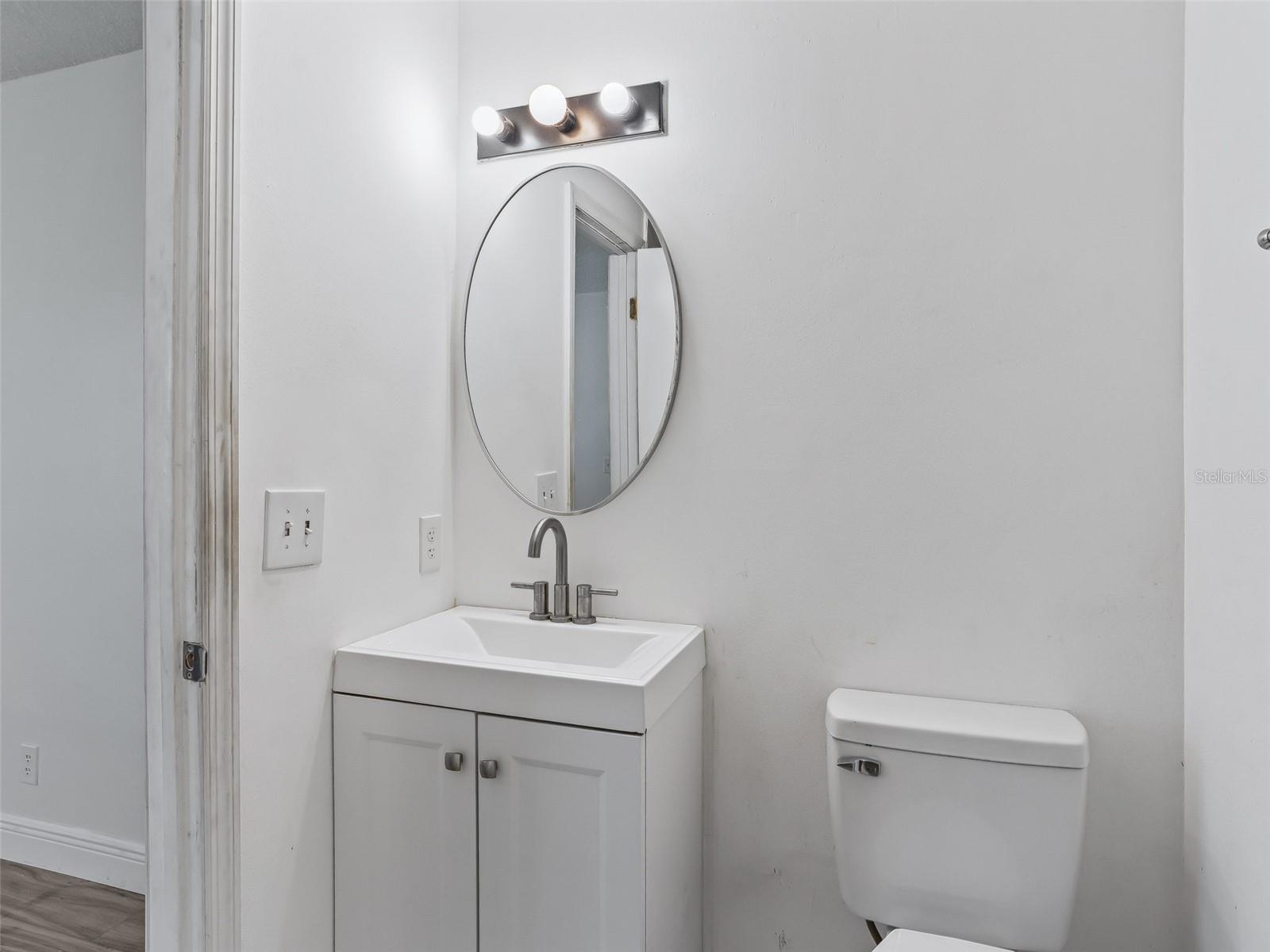 Image 16 of 28 For 2620 43rd Place