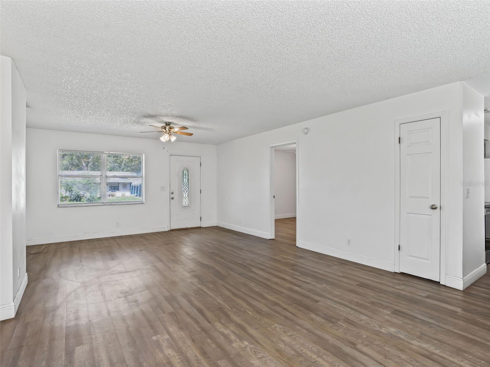 Image 8 of 28 For 2620 43rd Place