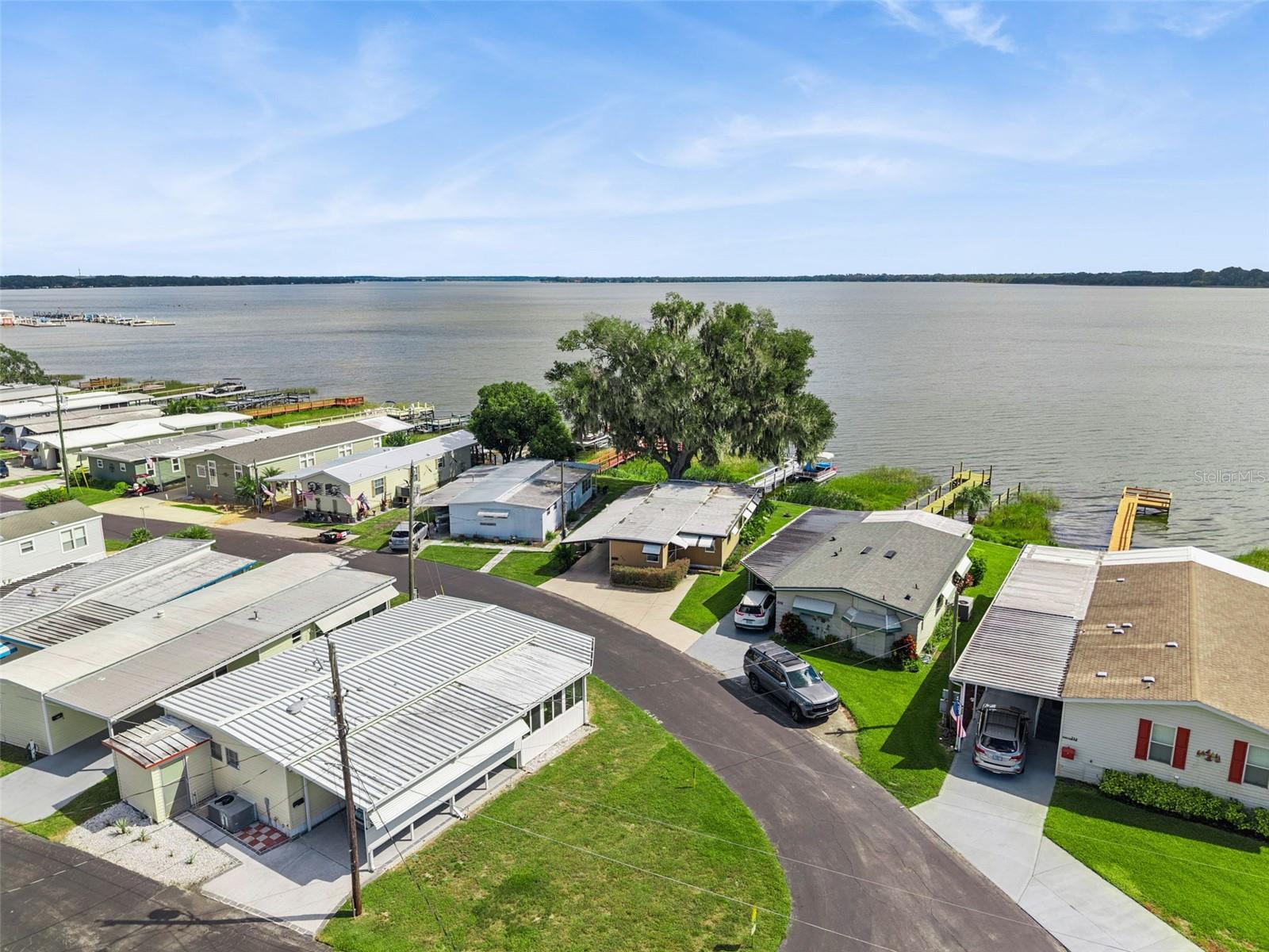 Image 2 of 49 For 669 Sinclair Circle