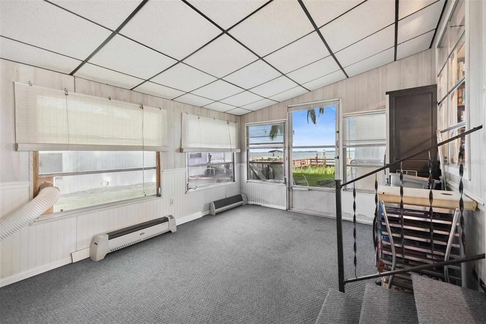 Image 23 of 49 For 669 Sinclair Circle