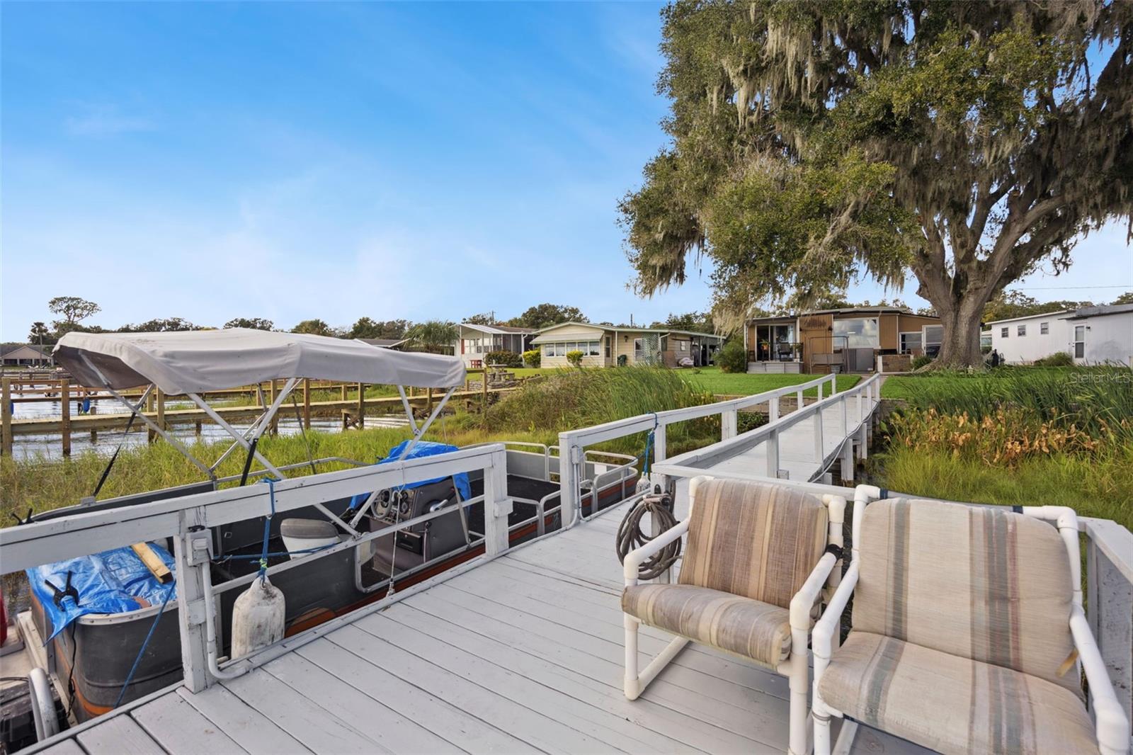 Image 38 of 49 For 669 Sinclair Circle