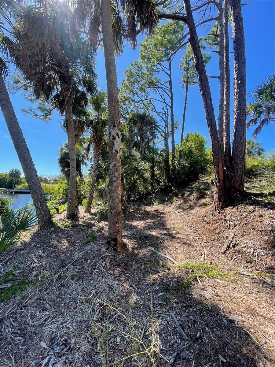 Image 13 of 22 For 1221 Underhill Circle