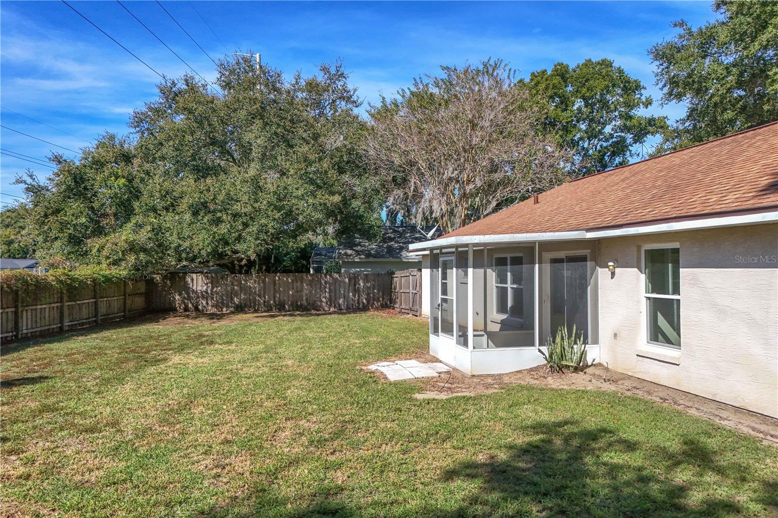 Image 30 of 35 For 2714 Bayview Drive