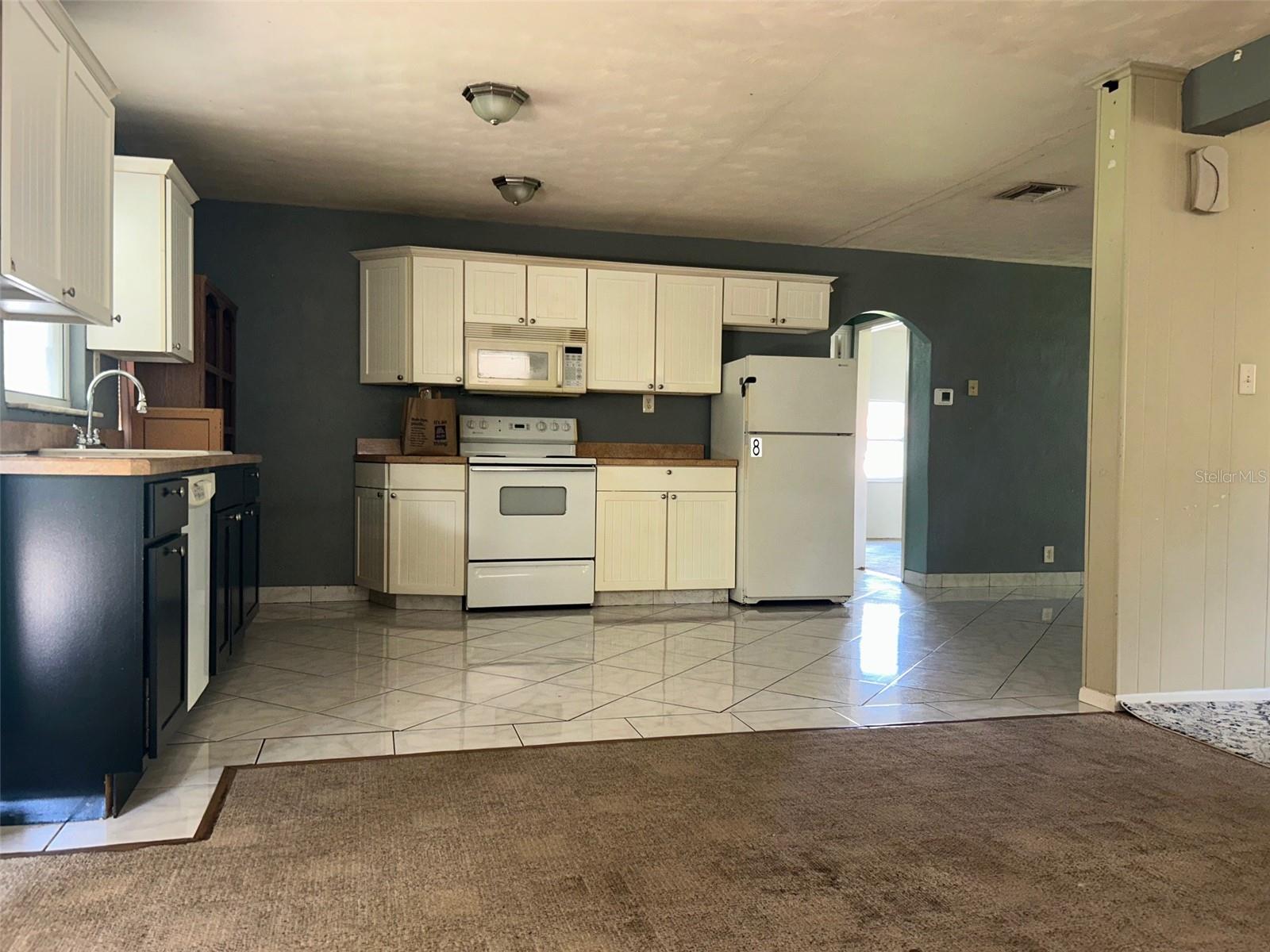 Image 12 of 32 For 2316 Griffin Drive