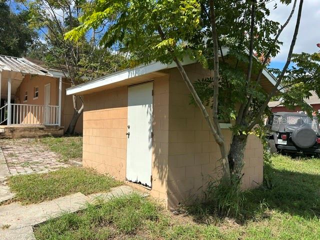 Image 26 of 32 For 2316 Griffin Drive