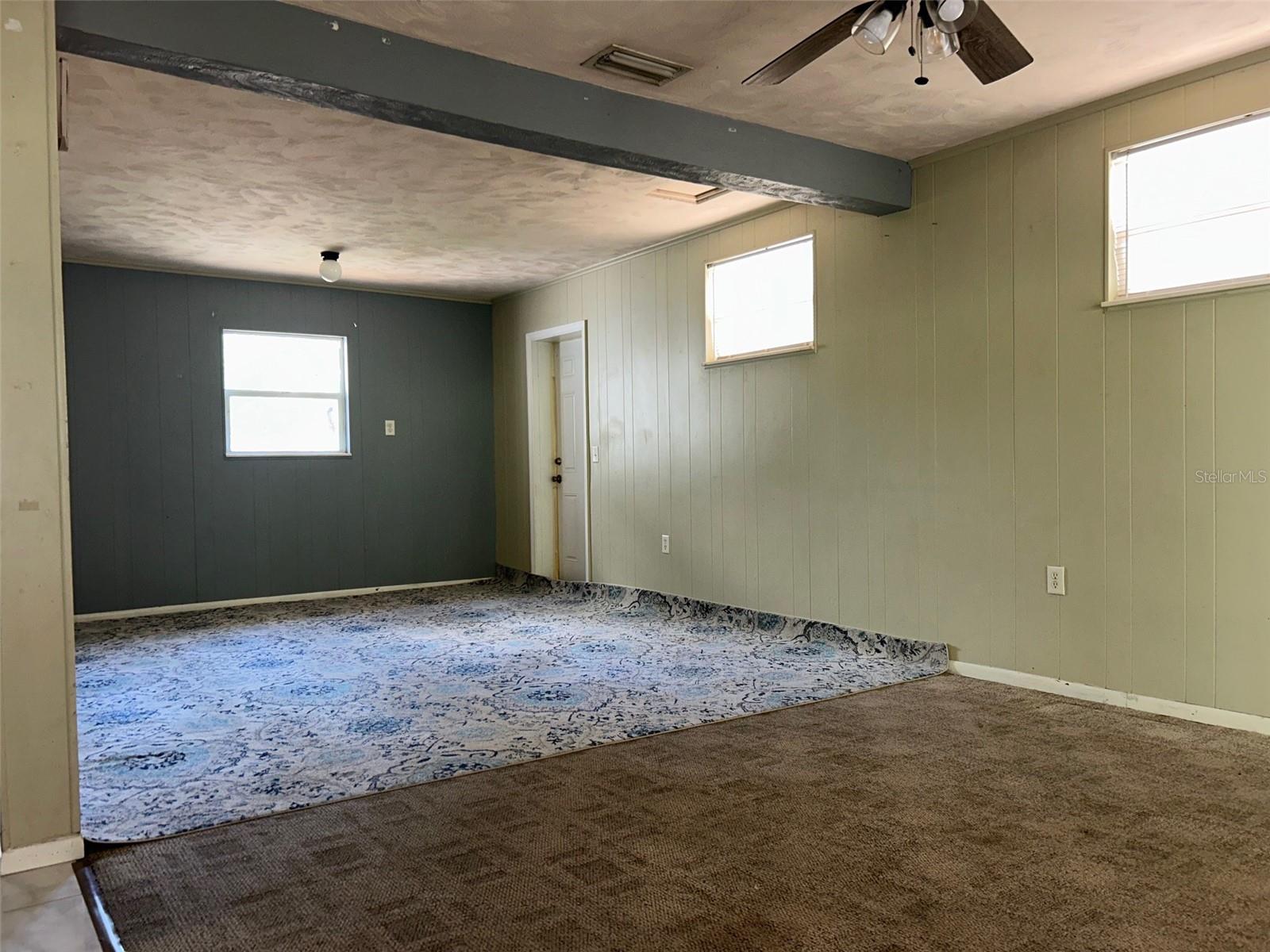 Image 4 of 32 For 2316 Griffin Drive