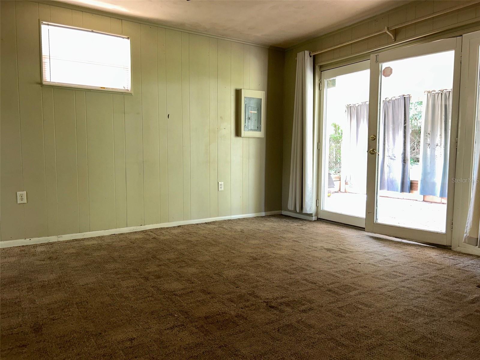 Image 7 of 32 For 2316 Griffin Drive