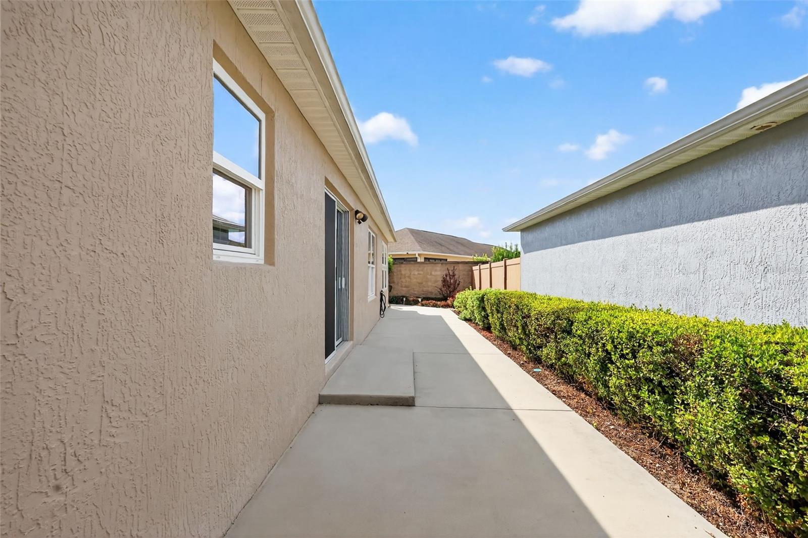 Image 30 of 35 For 5550 Bougainvillea Avenue