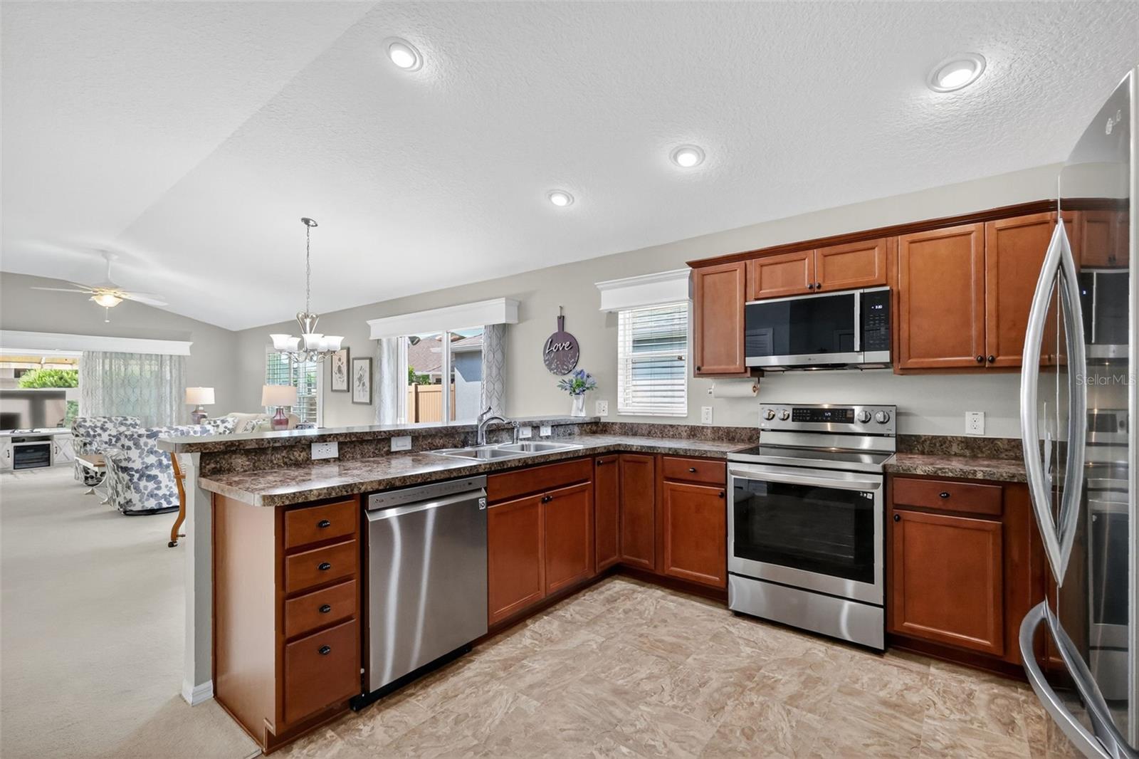 Image 5 of 35 For 5550 Bougainvillea Avenue