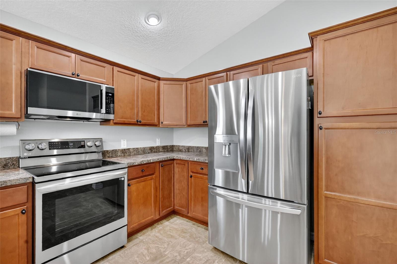 Image 7 of 35 For 5550 Bougainvillea Avenue