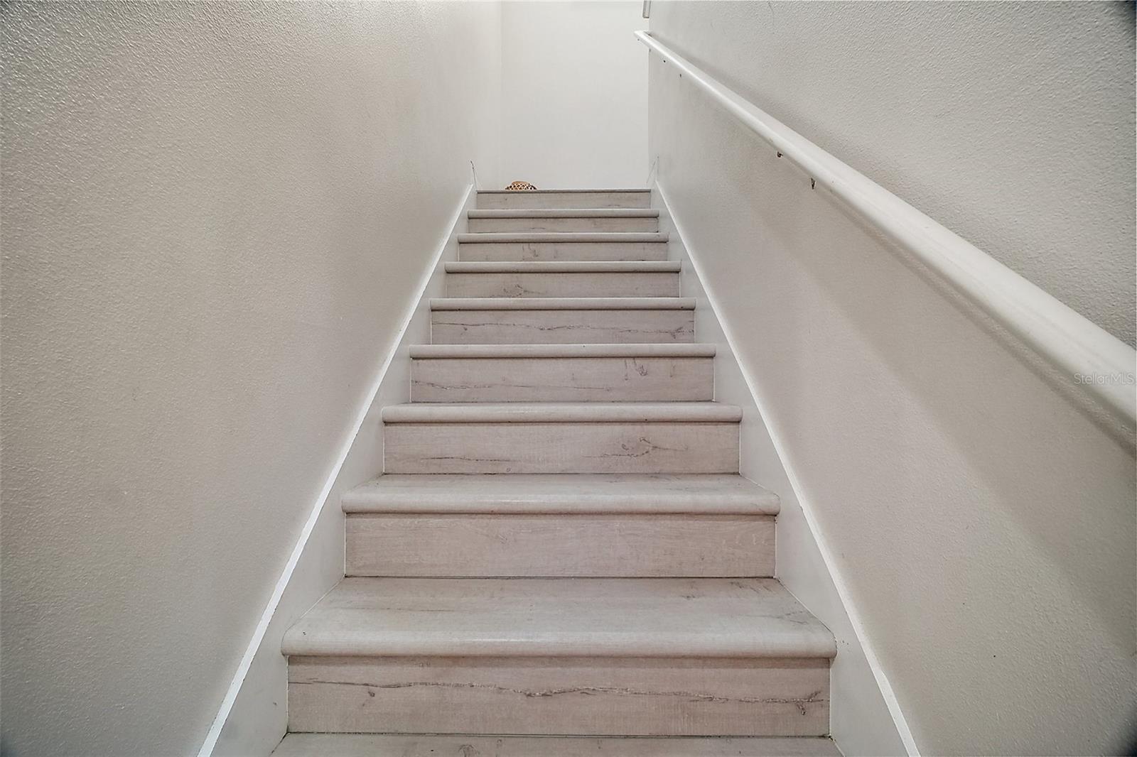 Image 19 of 33 For 9153 Carmela Avenue