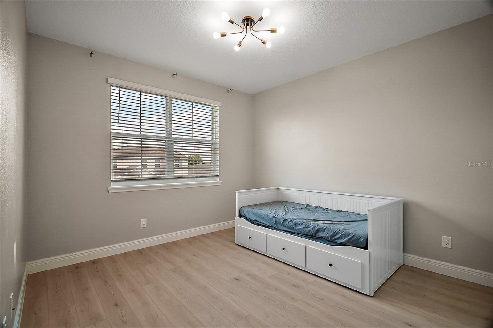 Image 27 of 33 For 9153 Carmela Avenue