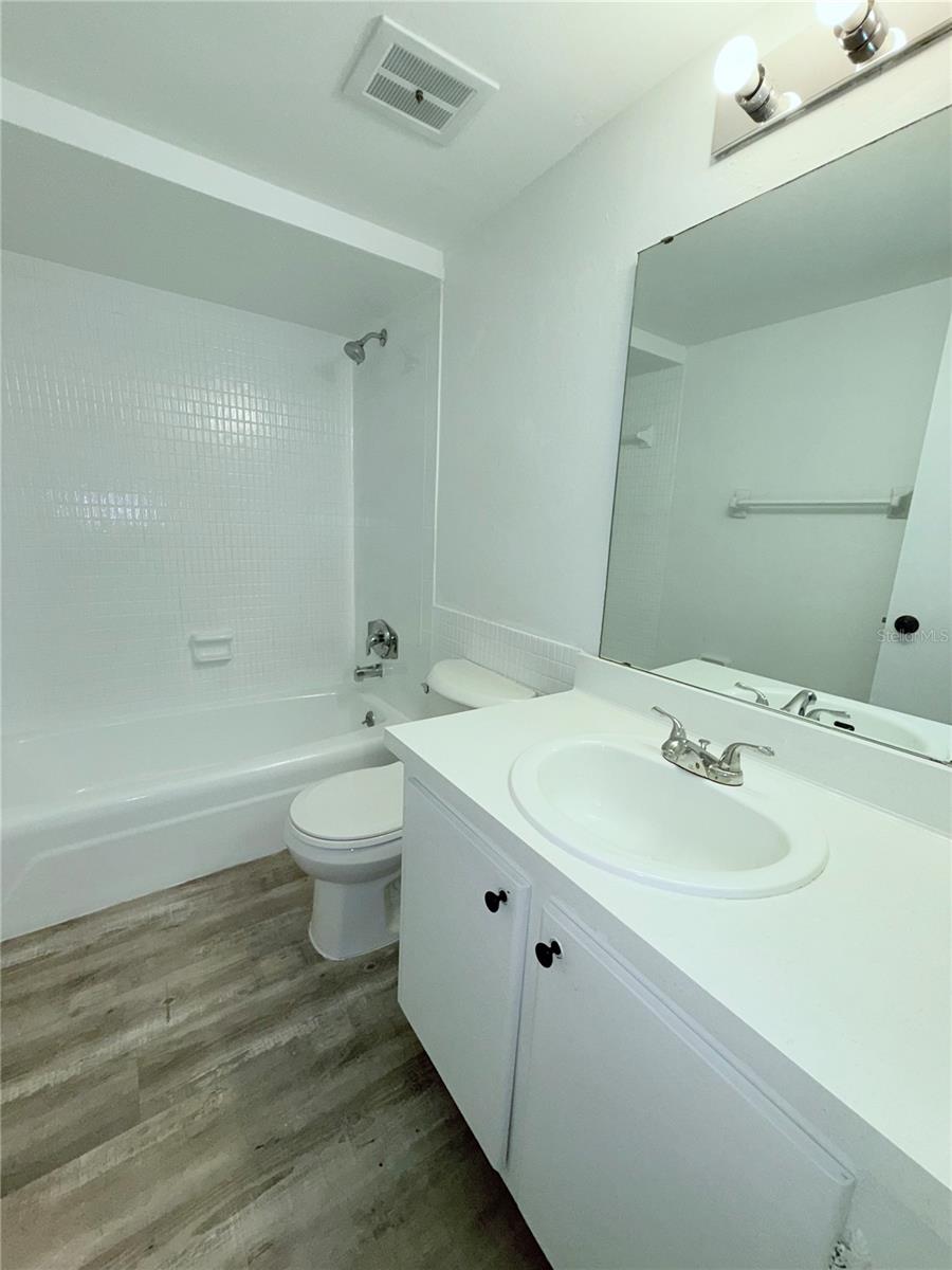 Image 11 of 24 For 1250 Denning #122 Street 00122