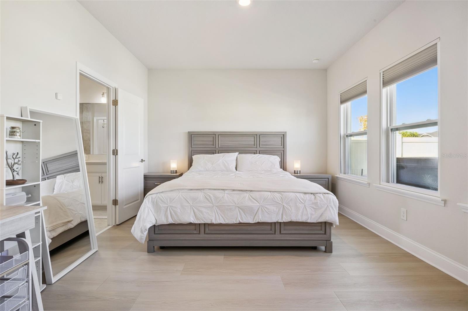 Image 14 of 54 For 17096 Cercis Loop