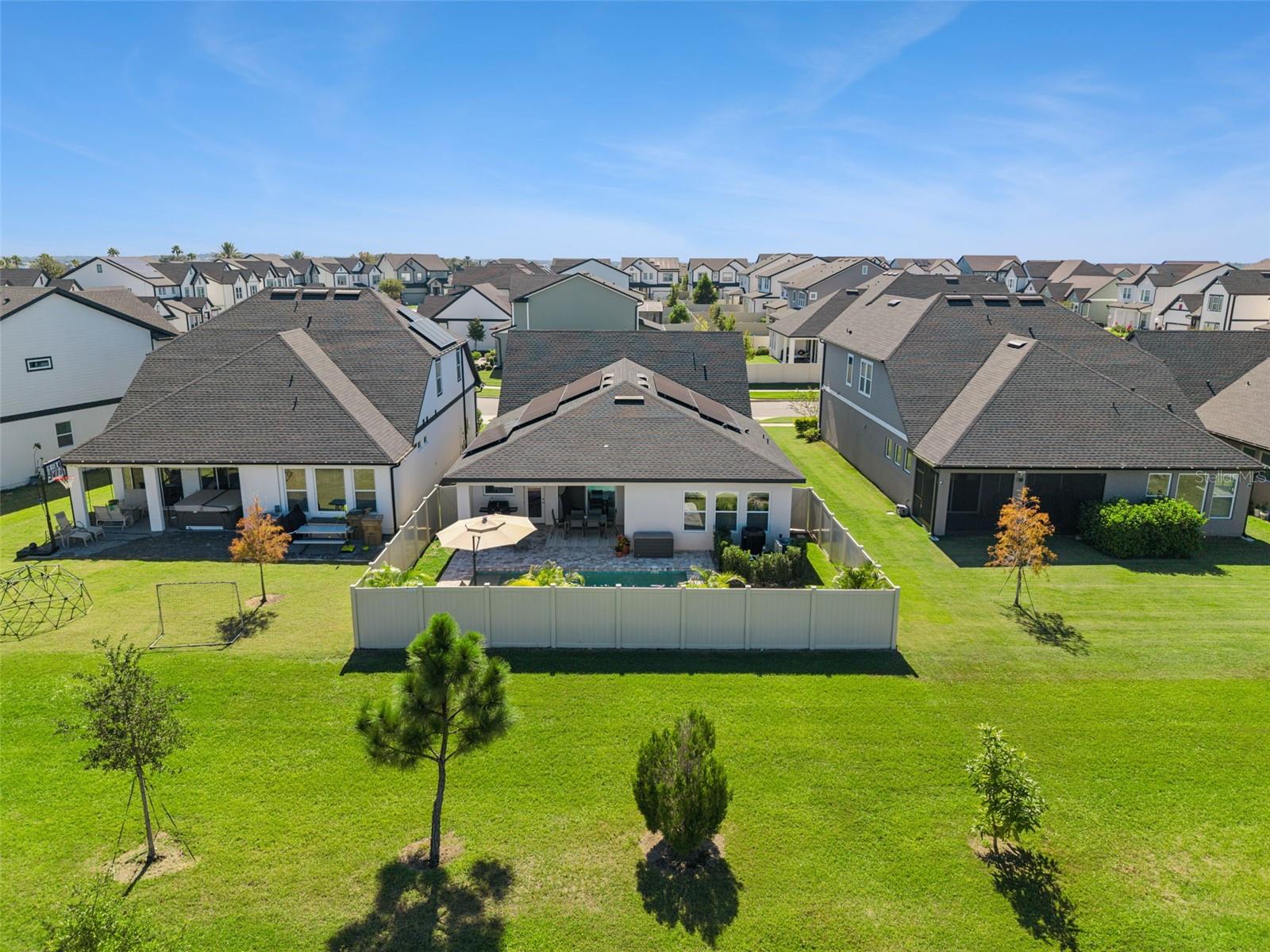 Image 43 of 54 For 17096 Cercis Loop