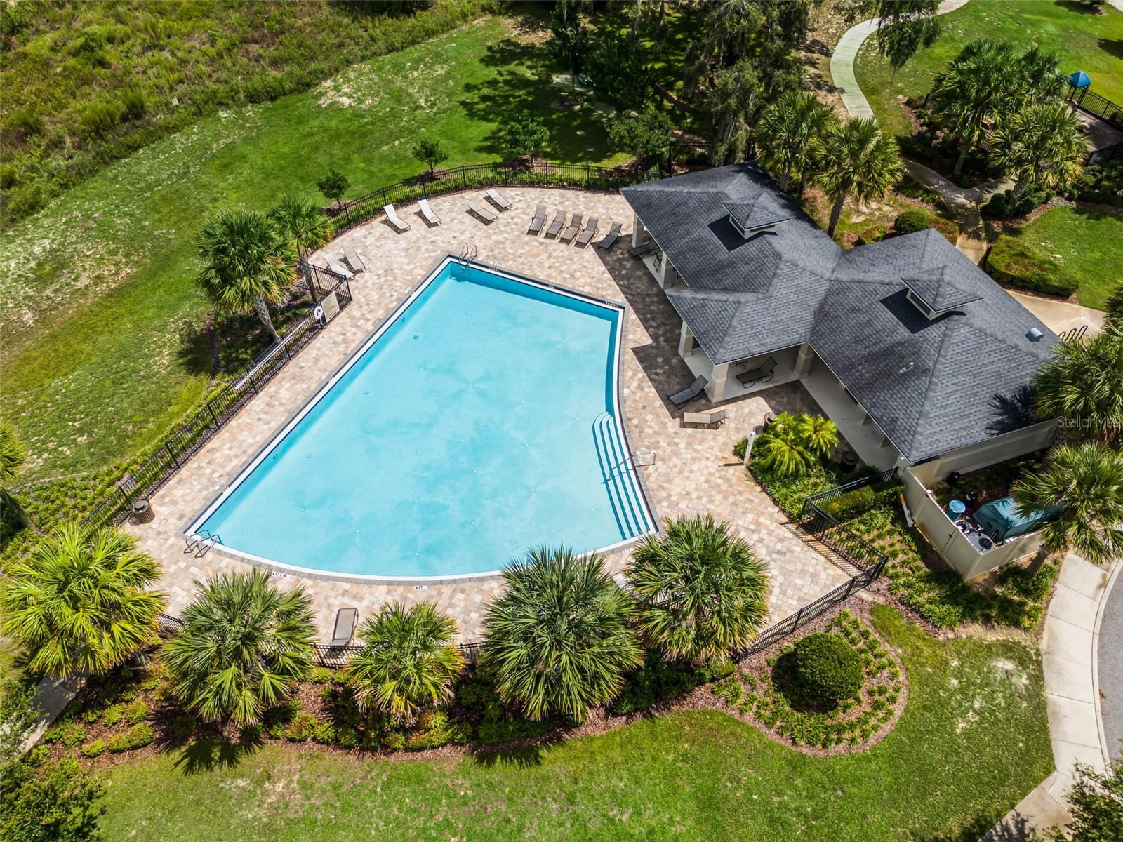 Image 46 of 54 For 17096 Cercis Loop