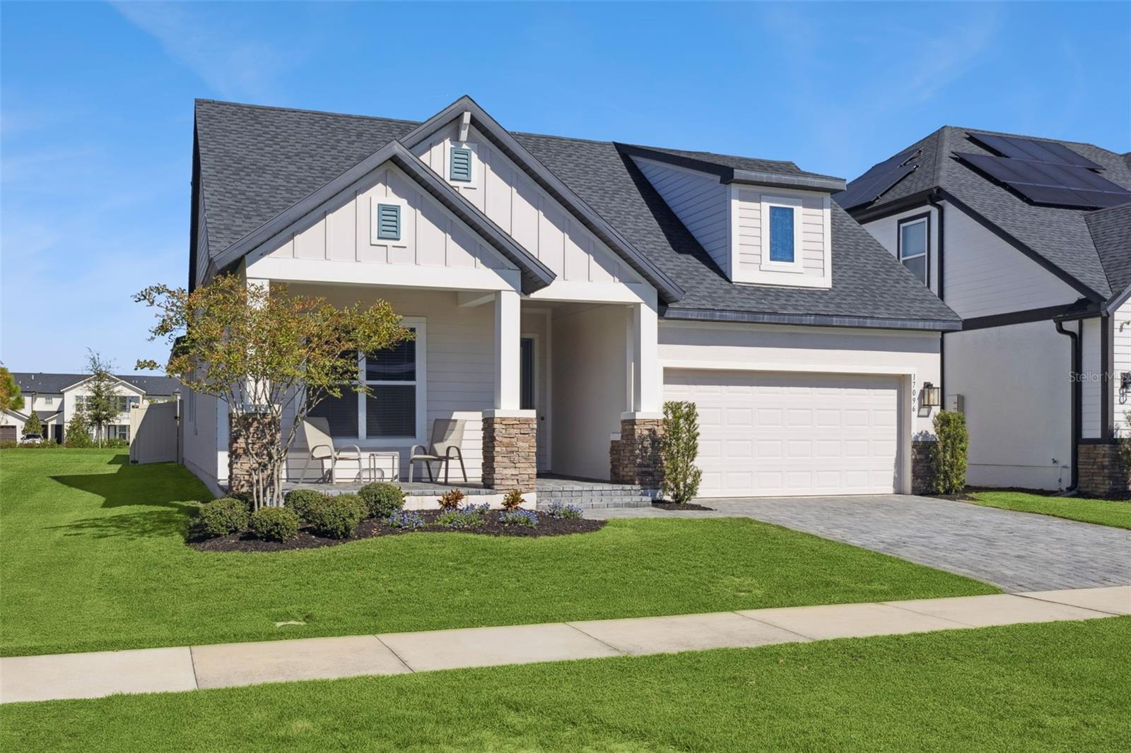 Image 53 of 54 For 17096 Cercis Loop