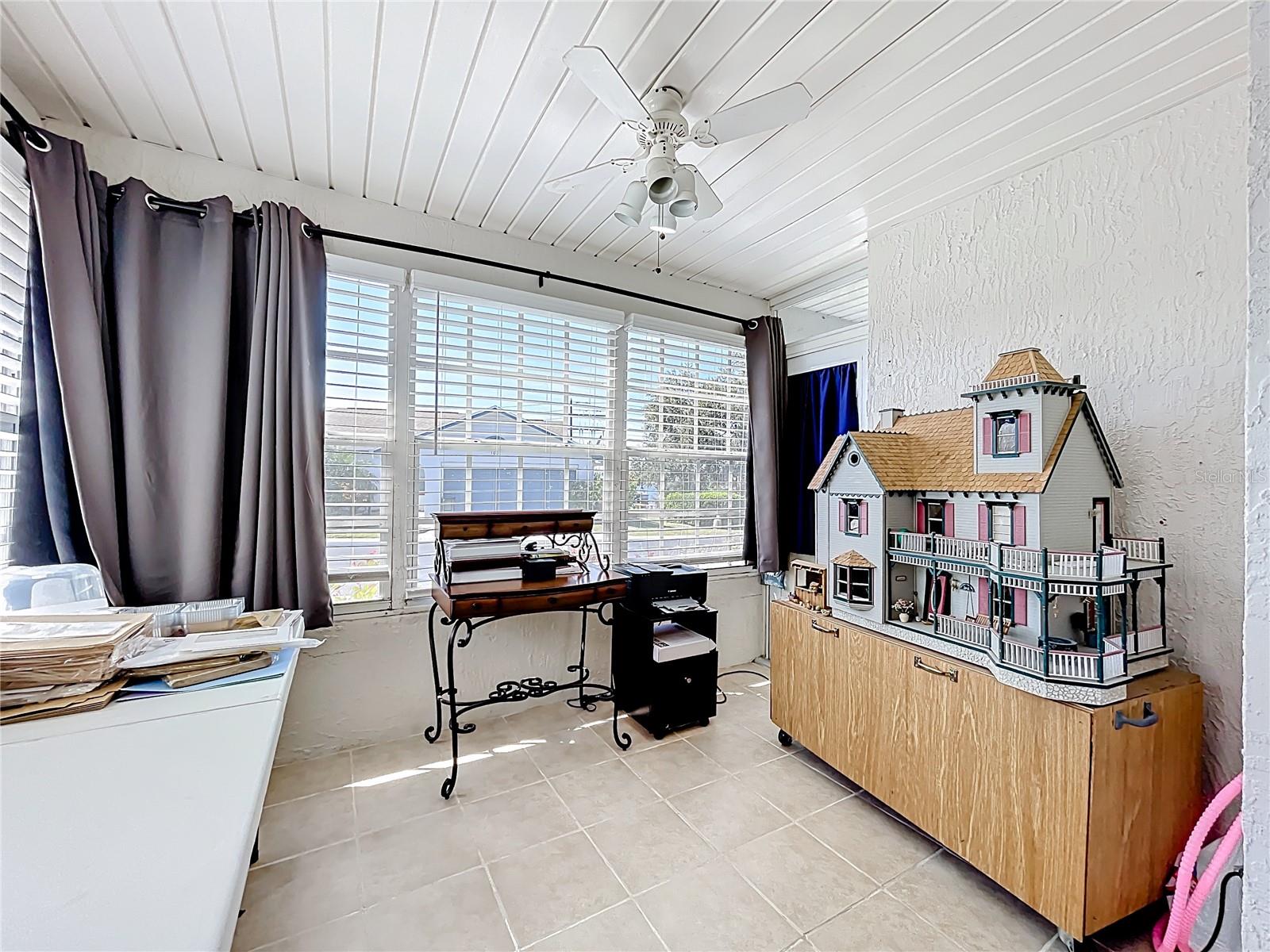 Image 20 of 39 For 115 Division Street