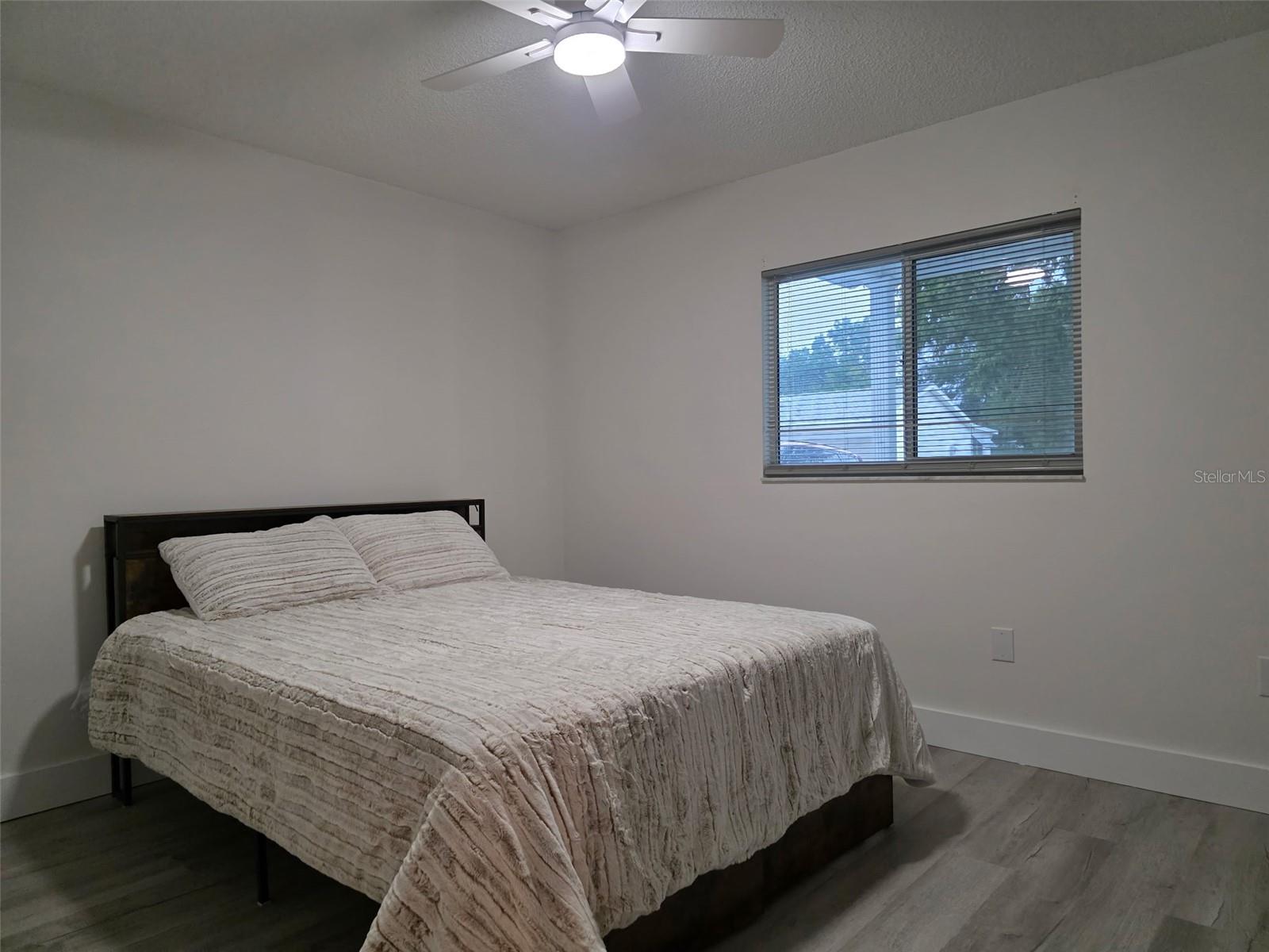 Image 10 of 47 For 9389 174th Loop