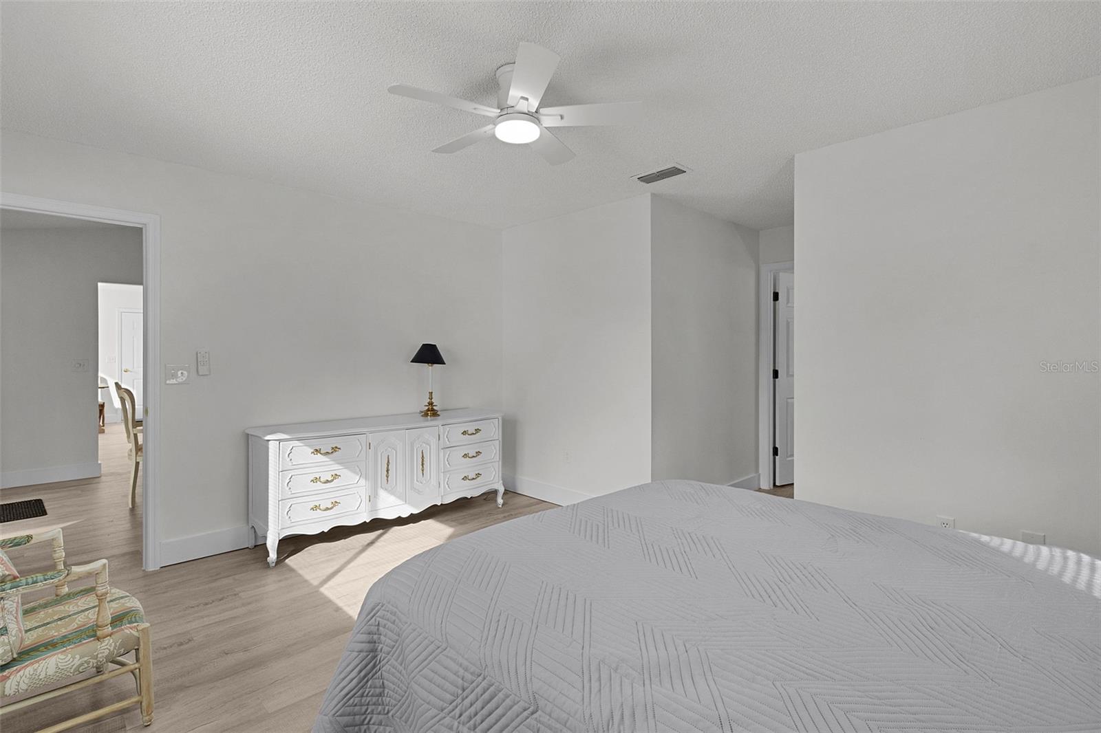 Image 25 of 47 For 9389 174th Loop